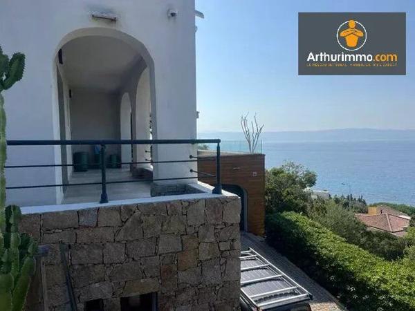 Vente                                                      Villa
                        
                     5 pièces                                         à Ajaccio