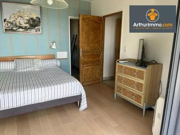 Vente                                                      Villa
                        
                     5 pièces                                         à Ajaccio