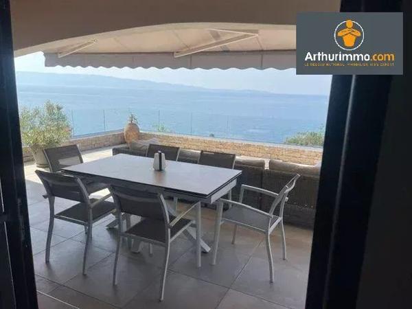 Vente                                                      Villa
                        
                     5 pièces                                         à Ajaccio