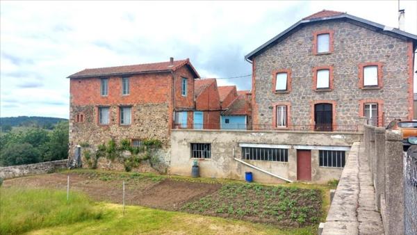 Panissieres, centre ville, maison Bourgeoise + grand atelier et terrain à bâtir