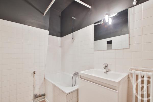 Appartement F4 à vendre  4 pièces - 72,55 m2 PARIS - 75007