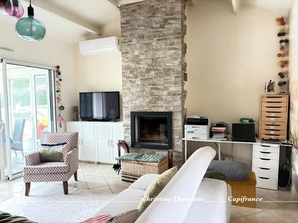 Villa à vendre 5 pièces, 3 chambres, 2 salles d'eau, Piscine privée, Climatisation, Véranda au coeur d'un Domaine résidentiel sécurisé
