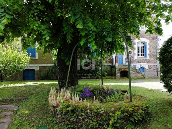 Maison Sainte Luce Sur Loire 7 Pièce(s) 270 M2