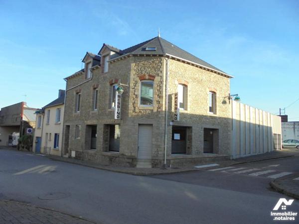 UN ENSEMBLE IMMOBILIER