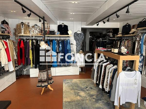 Location Local commercial 2 pièces 64.5 m² - 34 RUE EUGENE LEDUC Laon 02000