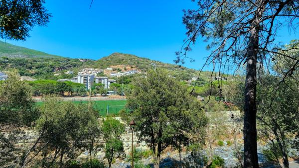 Bâtisse San Martino Di Lota 8 pièce(s) 217.7 m2 quatre appartements