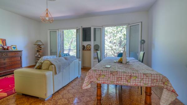 Bâtisse San Martino Di Lota 8 pièce(s) 217.7 m2 quatre appartements