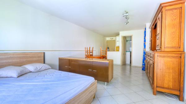 Bâtisse San Martino Di Lota 8 pièce(s) 217.7 m2 quatre appartements