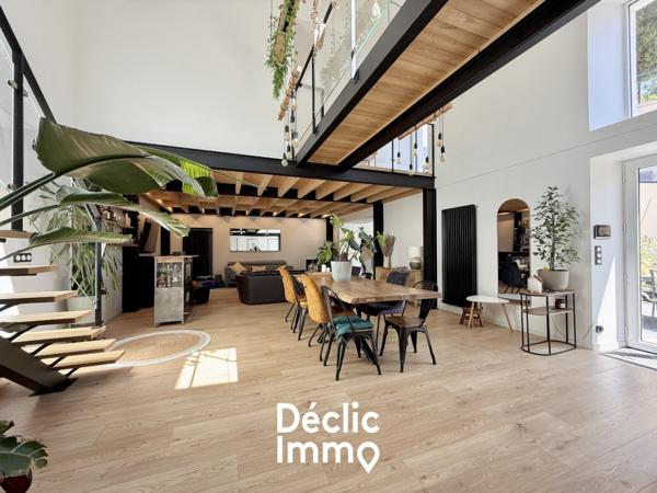 Vente maison en pierre Poitiers, 225m² 8 pièces 630 000€ avec terrasse