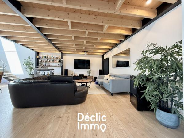 Vente maison en pierre Poitiers, 225m² 8 pièces 630 000€ avec terrasse