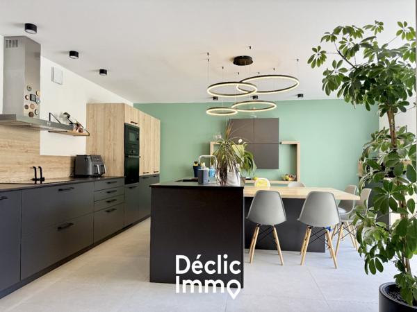 Vente maison en pierre Poitiers, 225m² 8 pièces 630 000€ avec terrasse