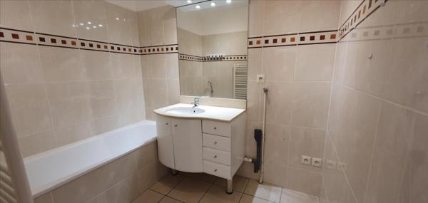 Location 4 Pieces 115 92000 Nanterre buissons11