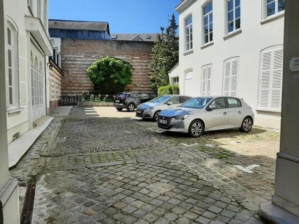 Location Bureau 293 80000 Amiens 809674
