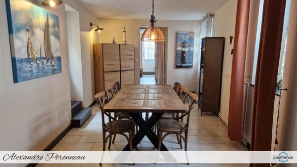 Charmante maison en pierre 180 m², 4 chambres NUAILLE D'AUNIS (17)