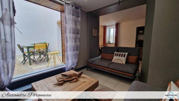 Charmante maison en pierre 180 m², 4 chambres NUAILLE D'AUNIS (17)