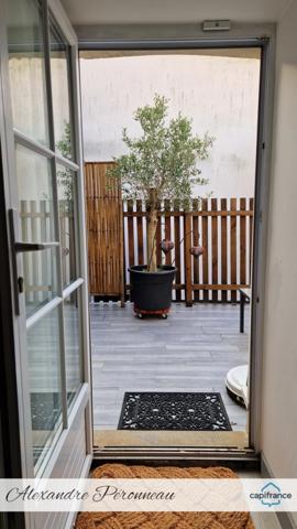 Charmante maison en pierre 180 m², 4 chambres NUAILLE D'AUNIS (17)