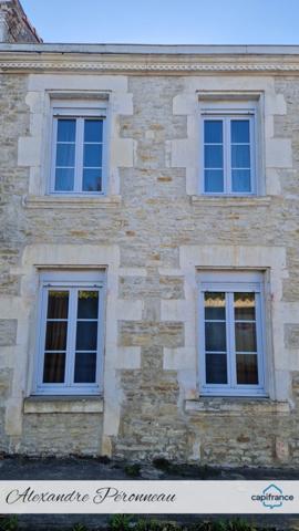 Charmante maison en pierre 180 m², 4 chambres NUAILLE D'AUNIS (17)