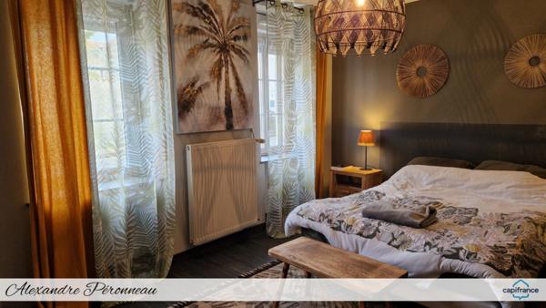 Charmante maison en pierre 180 m², 4 chambres NUAILLE D'AUNIS (17)