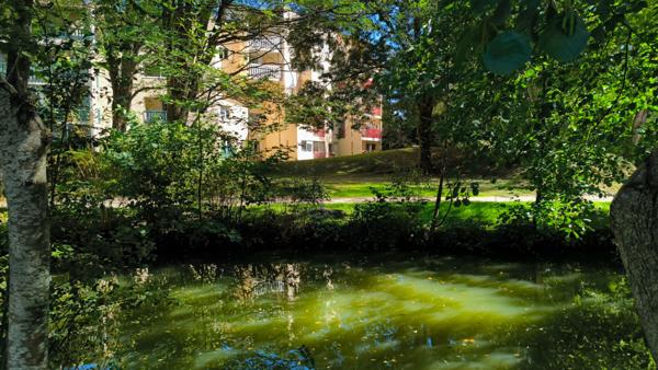 A vendre LONS PERLIC Appartement T2 de 51.7 m2 avec balcon et terrasse/ véranda