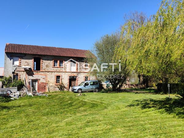 MAISON DE MAITRE DE 232M² - 11 PIECES - DEPENDANCE DE 200M² - PARC DE 8971M²