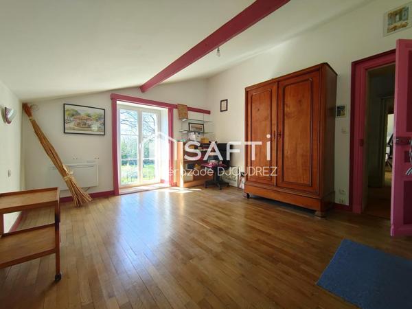 MAISON DE MAITRE DE 232M² - 11 PIECES - DEPENDANCE DE 200M² - PARC DE 8971M²