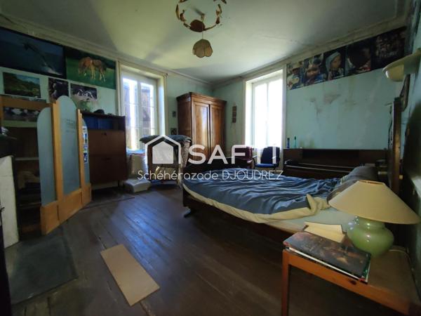 MAISON DE MAITRE DE 232M² - 11 PIECES - DEPENDANCE DE 200M² - PARC DE 8971M²