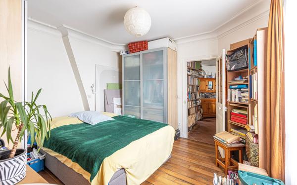 Appartement à vendre    4 pièces • 89,48 m2 Paris 18