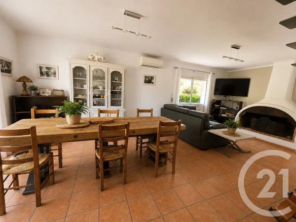 Maison à vendre  4 pièces - 117 m 2   GIGNAC LA NERTHE  - 13