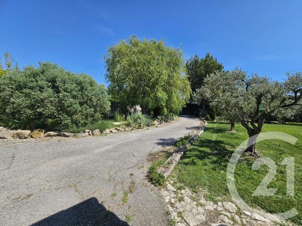 Maison à vendre  4 pièces - 117 m 2   GIGNAC LA NERTHE  - 13