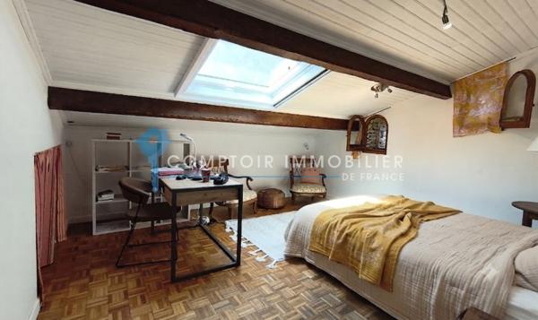 Propriete 6 pièce(s) 4 chambre(s) 210 m²