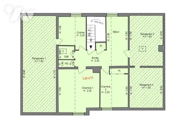 MAISON DIVISEE EN TROIS APPARTEMENTS EDIFIEE SUR 1800 m2 de terrain