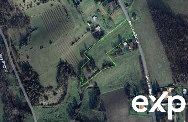 BON EMPLACEMENT ET JOLIE VUE!