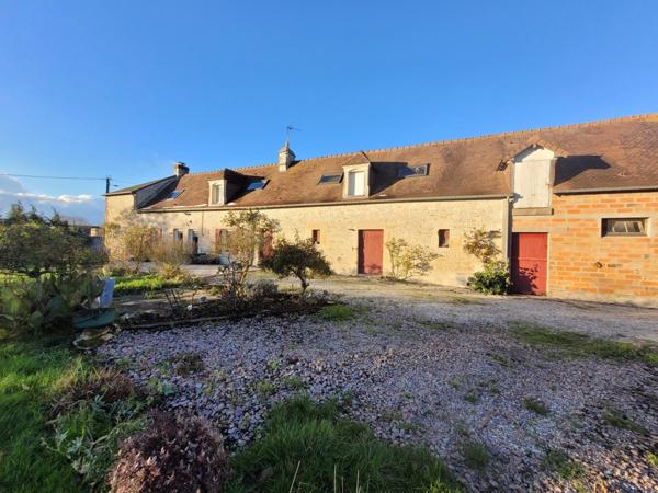 Corps de ferme 5 pièce - 5200 m2 de terrain dont 3400 m2 constructibles