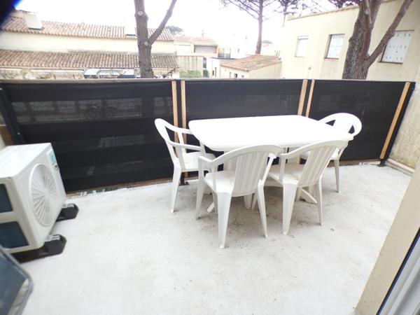 Pinède. Appartement studio cabine