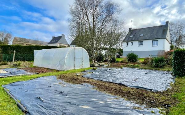 Maison à vendre    6 pièces •  Plouray