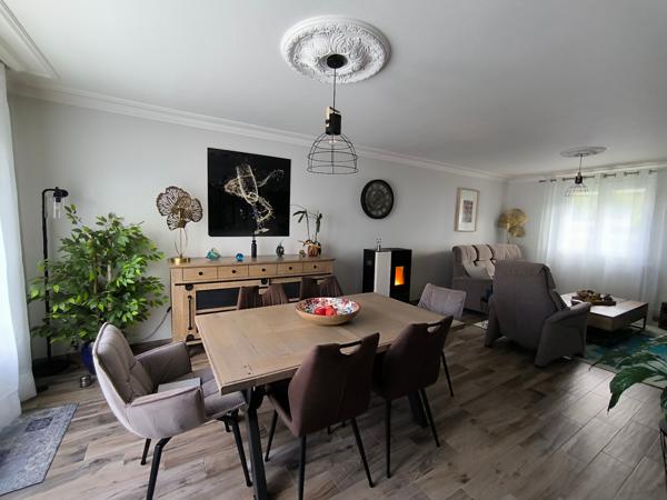 Belle maison des années 70, entièrement rénovée