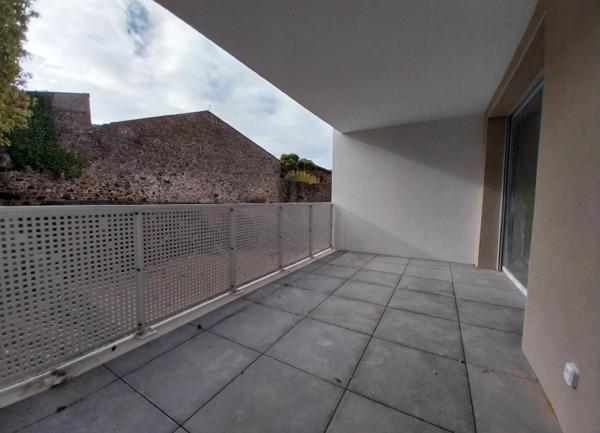 Appartement à louer    2 pièces • 45 m2 Agde