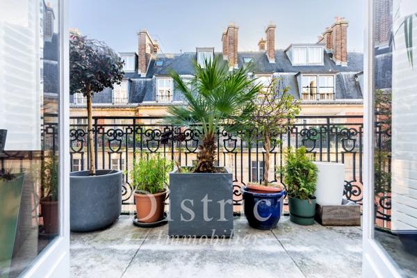 # Appartement – 209m² – Paris 8ème