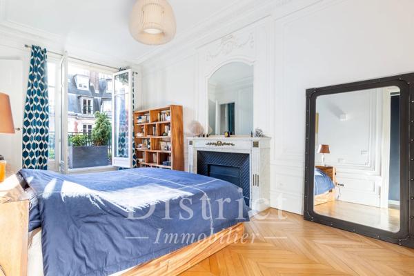 # Appartement – 209m² – Paris 8ème