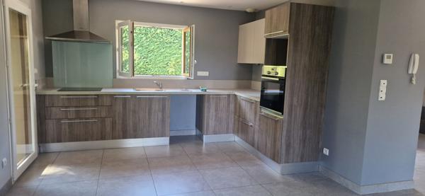 Maison, 6 pièces, de 126,55m2 à louer à Les Abrets
