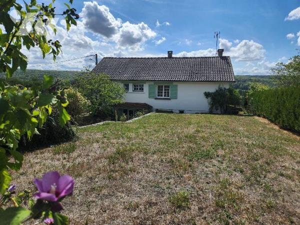 Maison familiale de 160 m² avec terrain entièrement constructible de 2 980 m² - Arsonval (5 min...