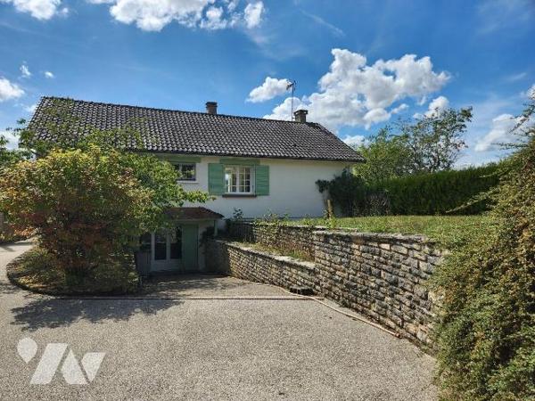 Maison familiale de 160 m² avec terrain entièrement constructible de 2 980 m² - Arsonval (5 min...