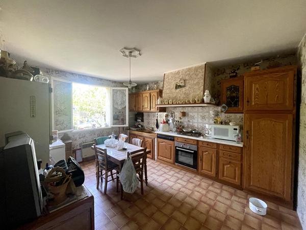 Maison en Viager occupee T4 de 150 m2 avec jardin - Gros potentiel - ideal investisseur