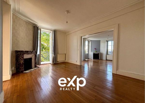 Coulommiers Appartement de charme F4 106 m² avec balcon et jardin privatif