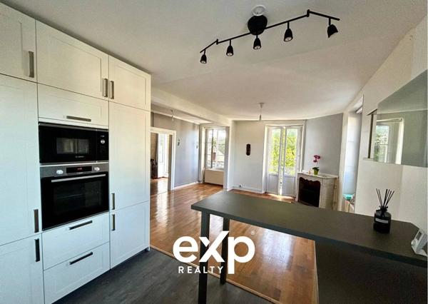 Coulommiers Appartement de charme F4 106 m² avec balcon et jardin privatif