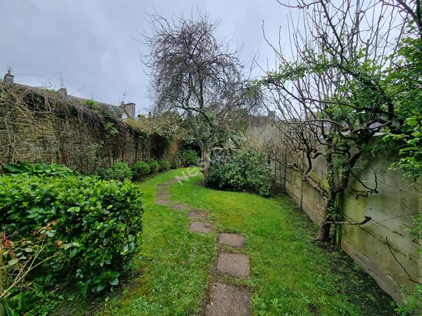 LANDERNEAU - en plein centre - Maison de 2 pièces de 48m² idéale premier achat