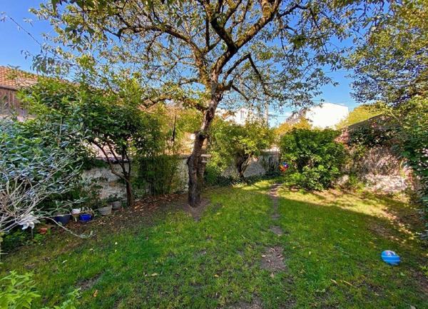 Maison à vendre    6 pièces •  Mantes-la-Jolie