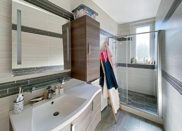 Maison à vendre    6 pièces •  Mantes-la-Jolie