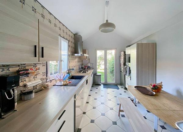 Maison à vendre    6 pièces •  Mantes-la-Jolie