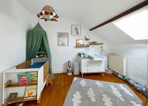 Maison à vendre    6 pièces •  Mantes-la-Jolie